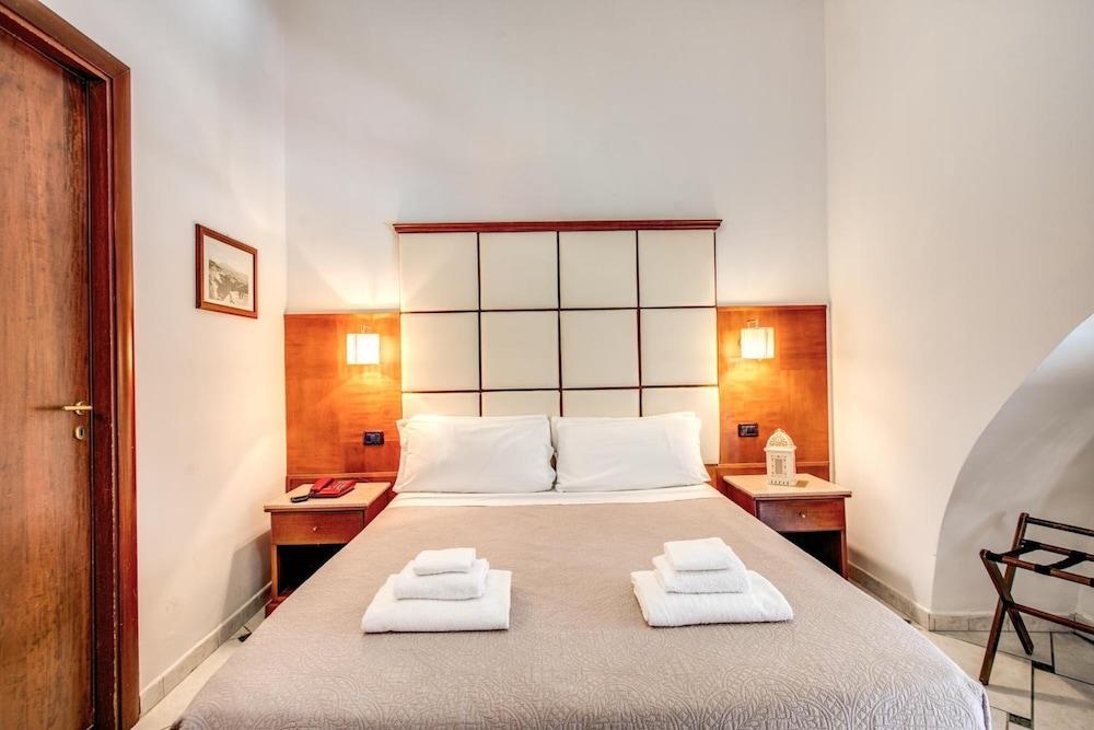Garibaldi Suite Naples Luaran gambar