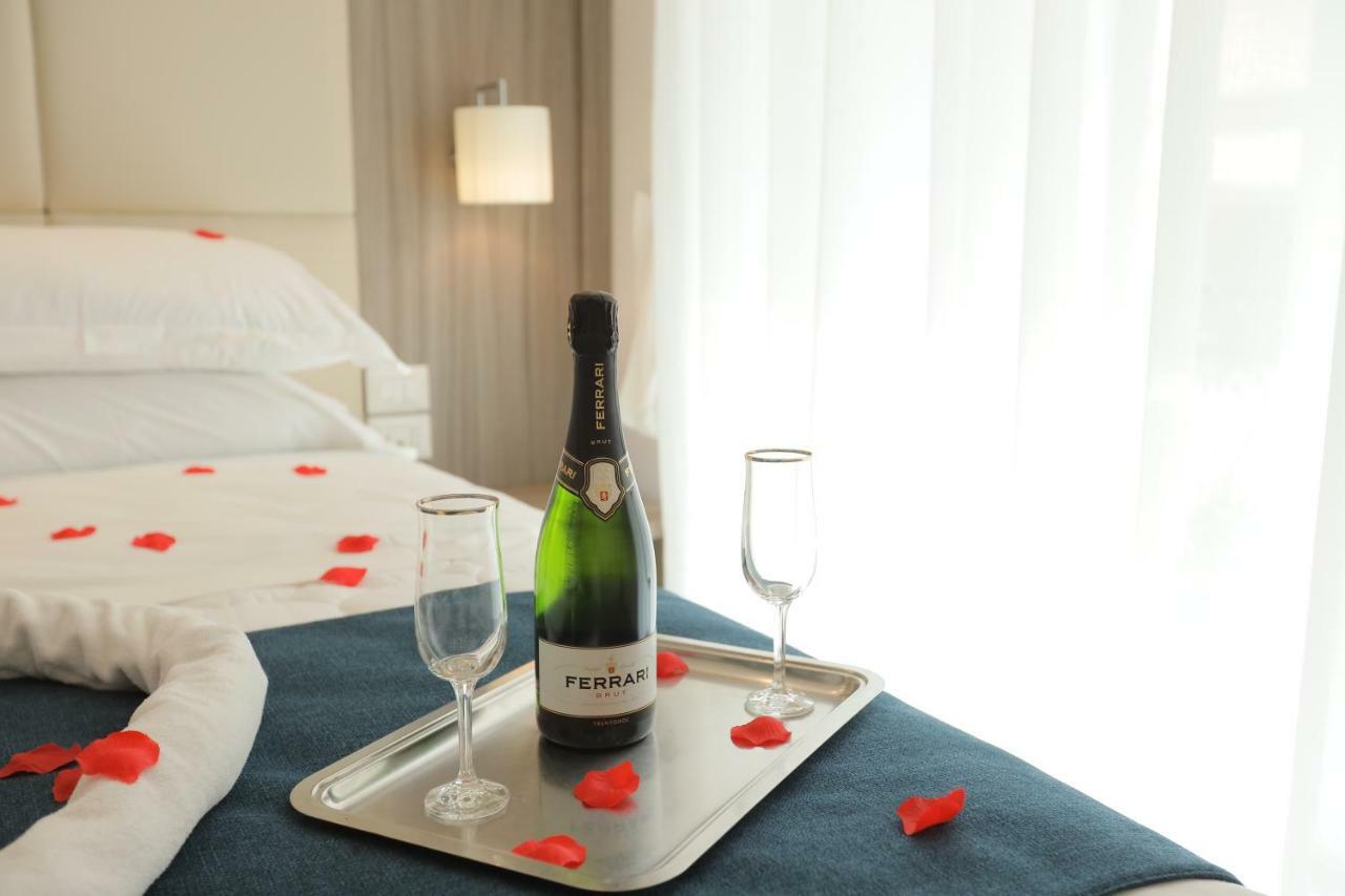 Garibaldi Suite Naples Luaran gambar